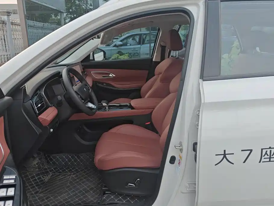 Changan CS75 2025 2025 PRO 1.5T Premium 7-Seater