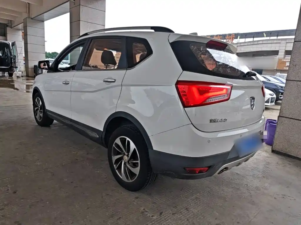 Baojun 560 2017 2016 1.8L iAMT Luxury