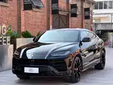 Фото 2 - Lamborghini Urus