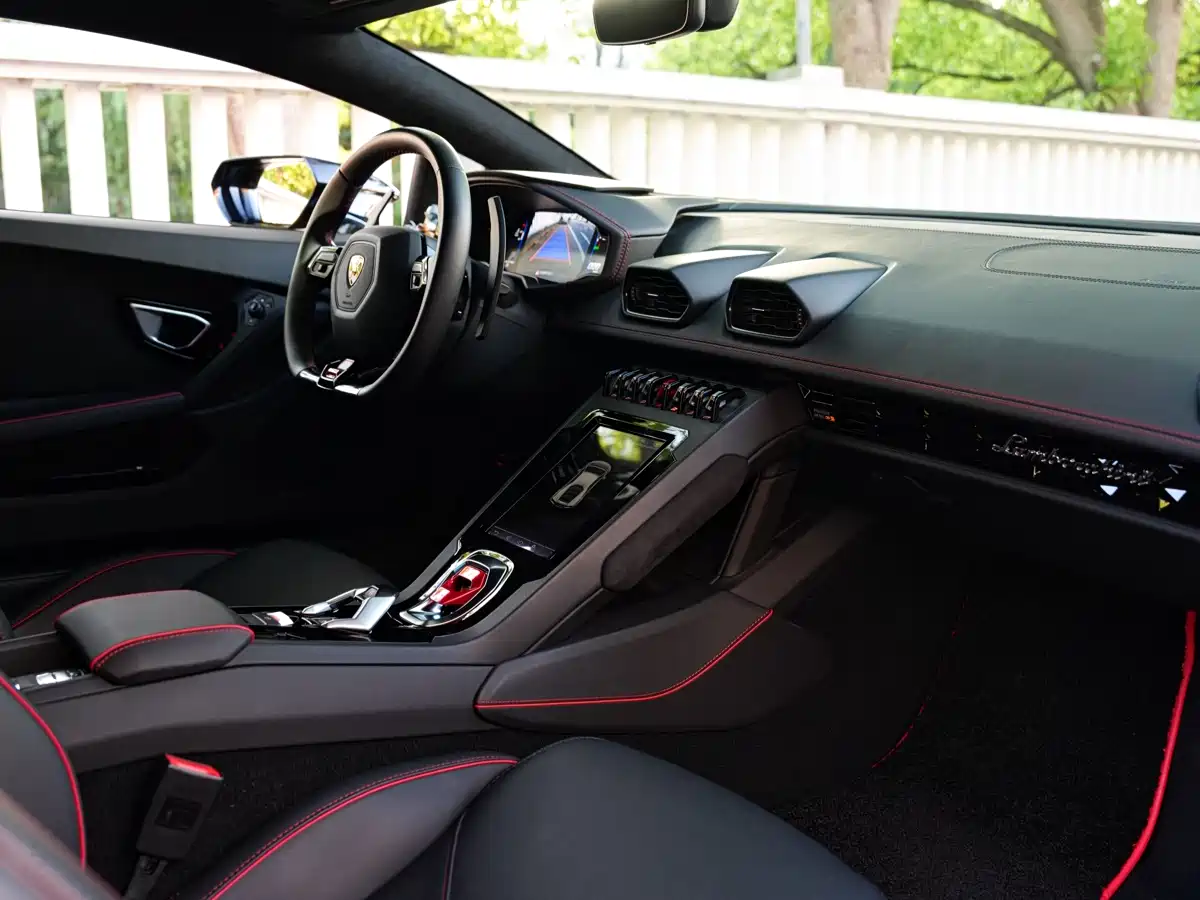 Lamborghini Huracán 2020 Huracán EVO RWD фото 16