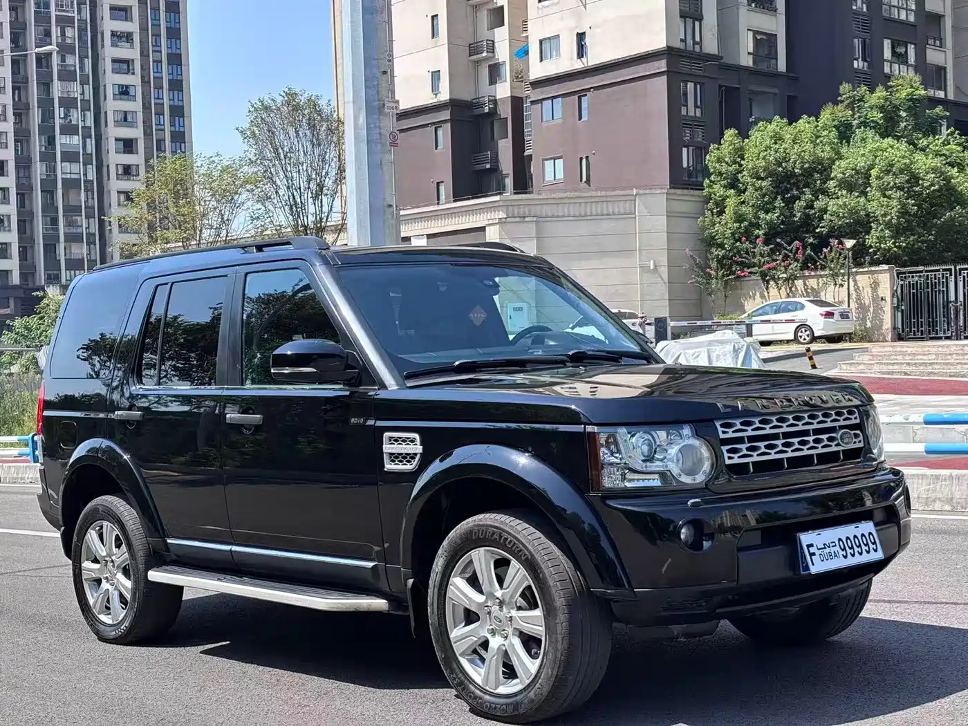 Фото 3 - Land Rover Discovery