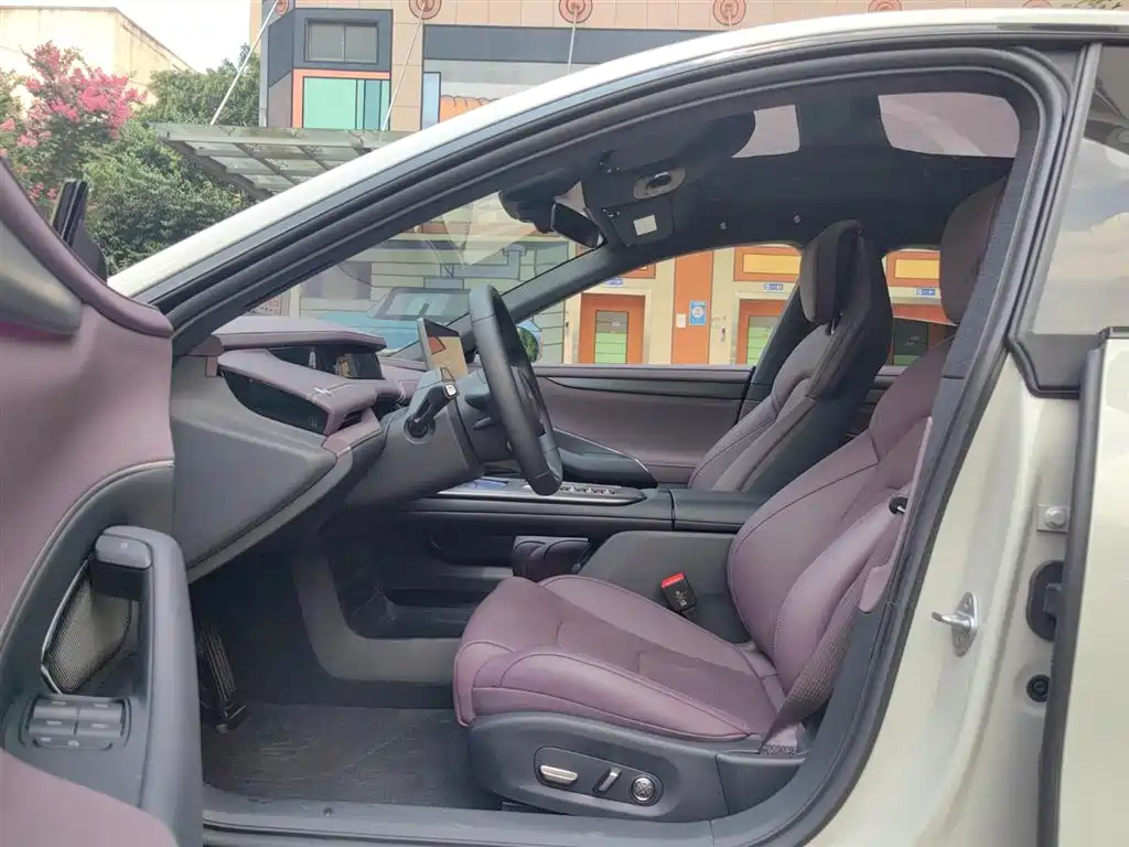 XIAOMI CAR XIAOMI SU7