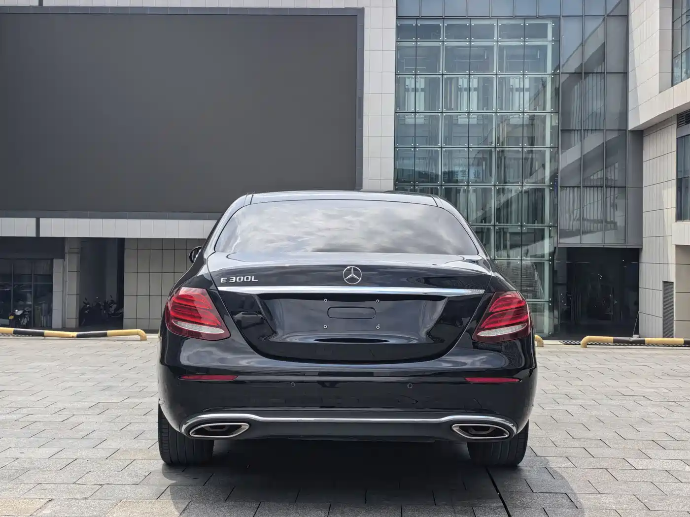 Mercedes-Benz E-Class 2020 E 260 L фото 23