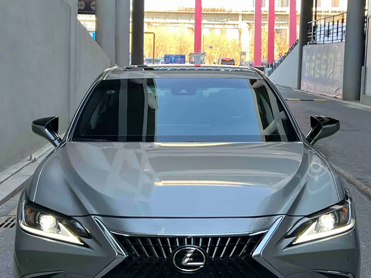 Lexus ES 2023 260 Excellence фото 2