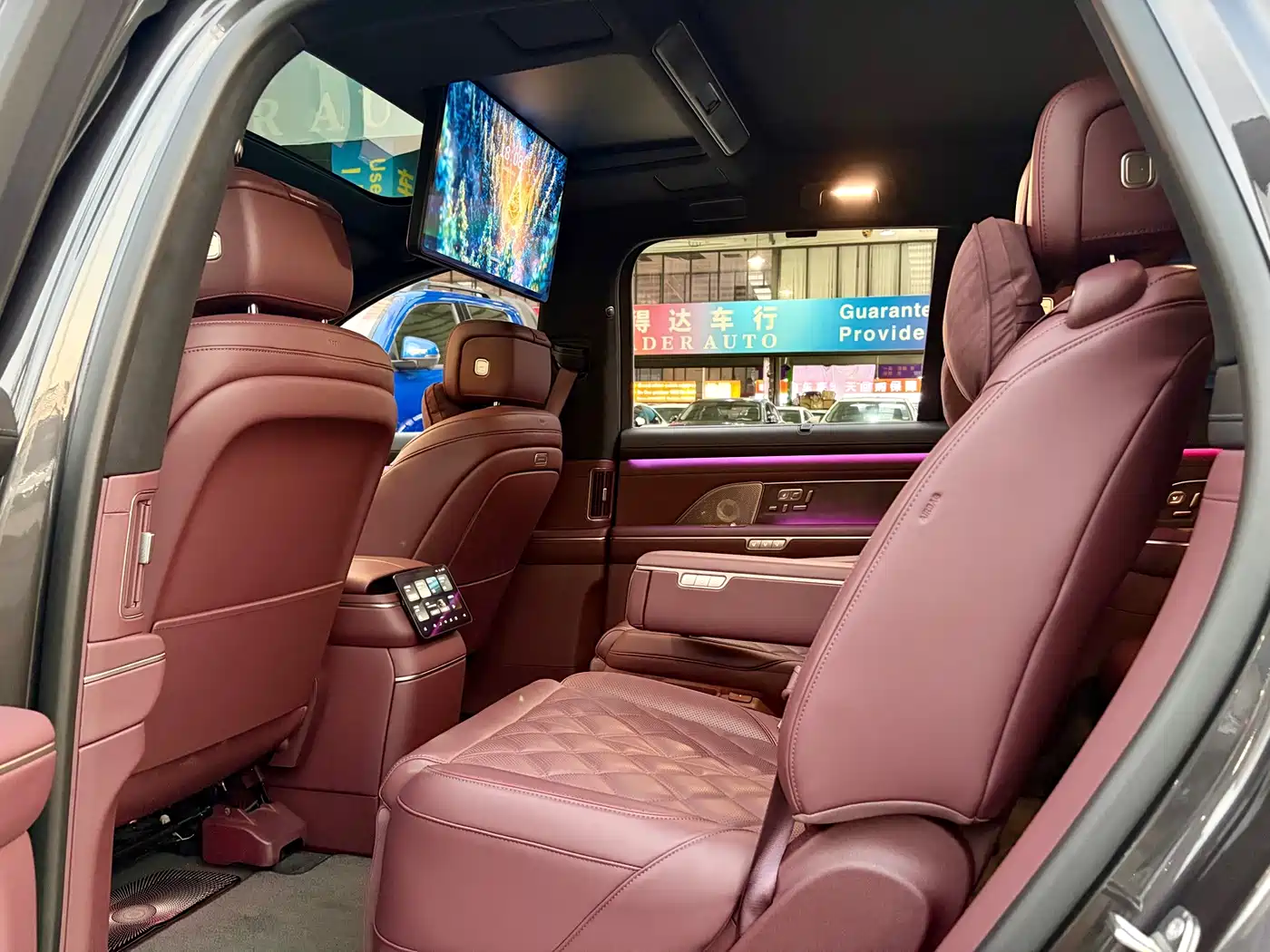 NIO ES8 2025 2025 Model 6-Seat Executive Luxury Edition