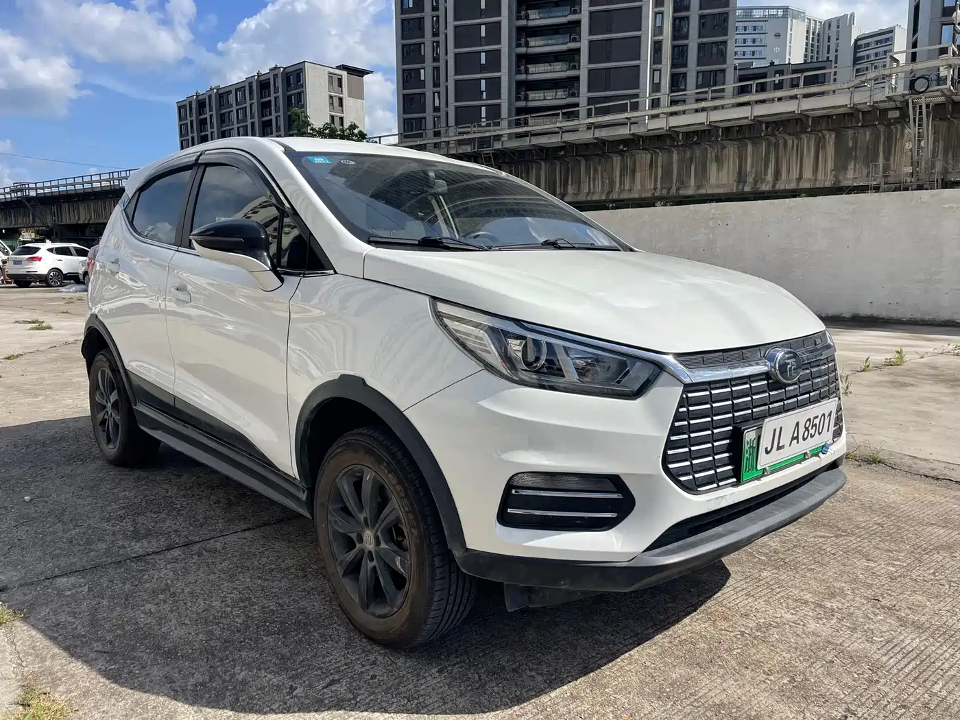 BYD Yuan New Energy 2018 EV360 Smart Connected Premium Type фото 3