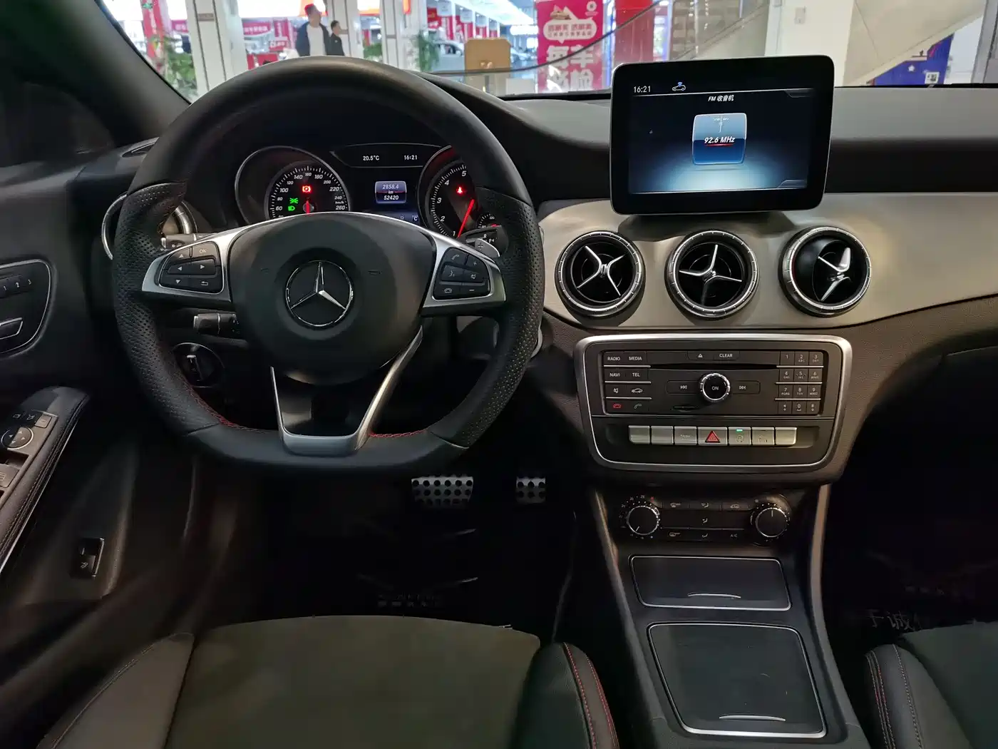 Mercedes-Benz CLA (Import) 2017 CLA 220 4MATIC фото 10