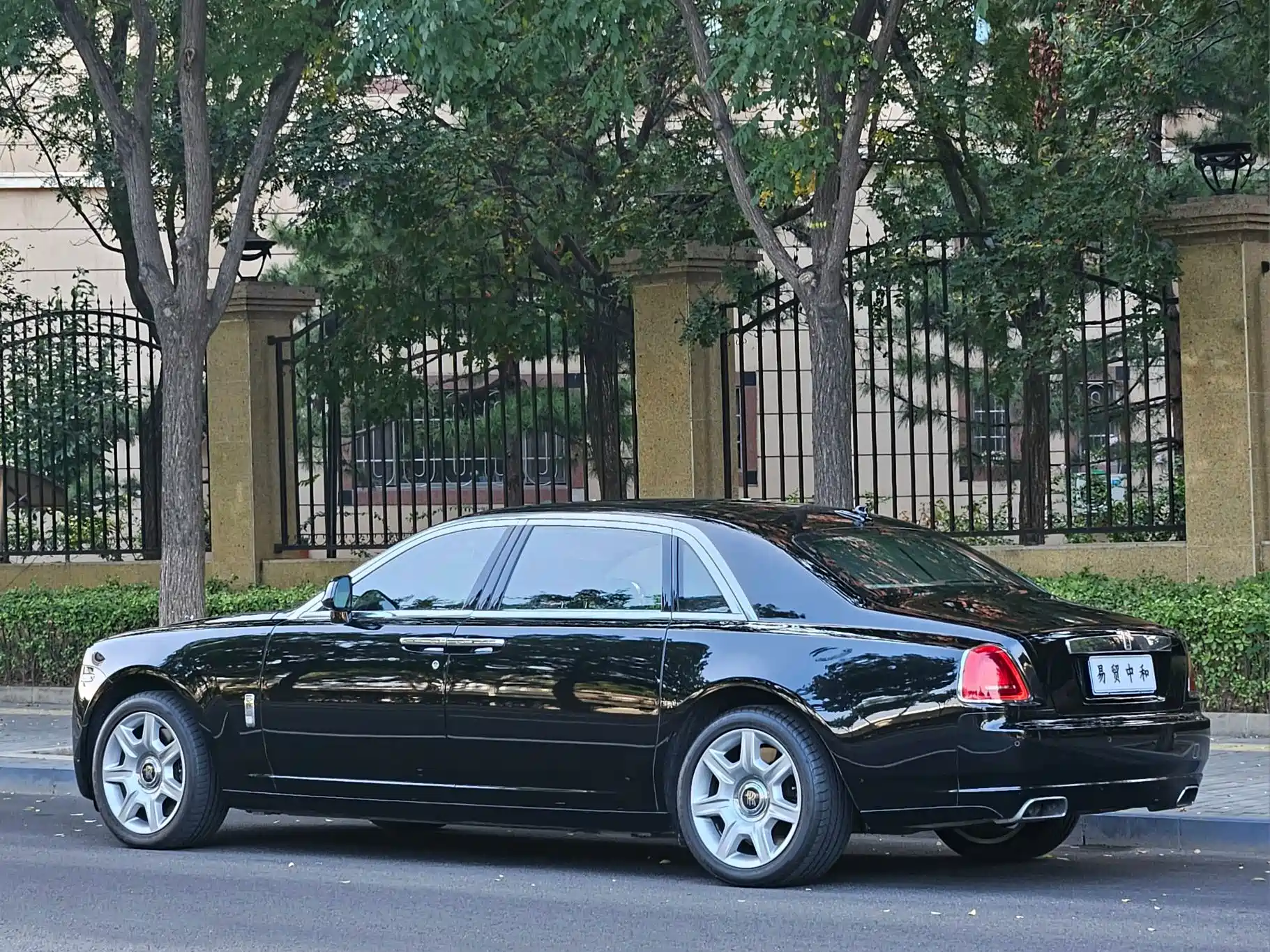 Фото 3 - Rolls-Royce Ghost