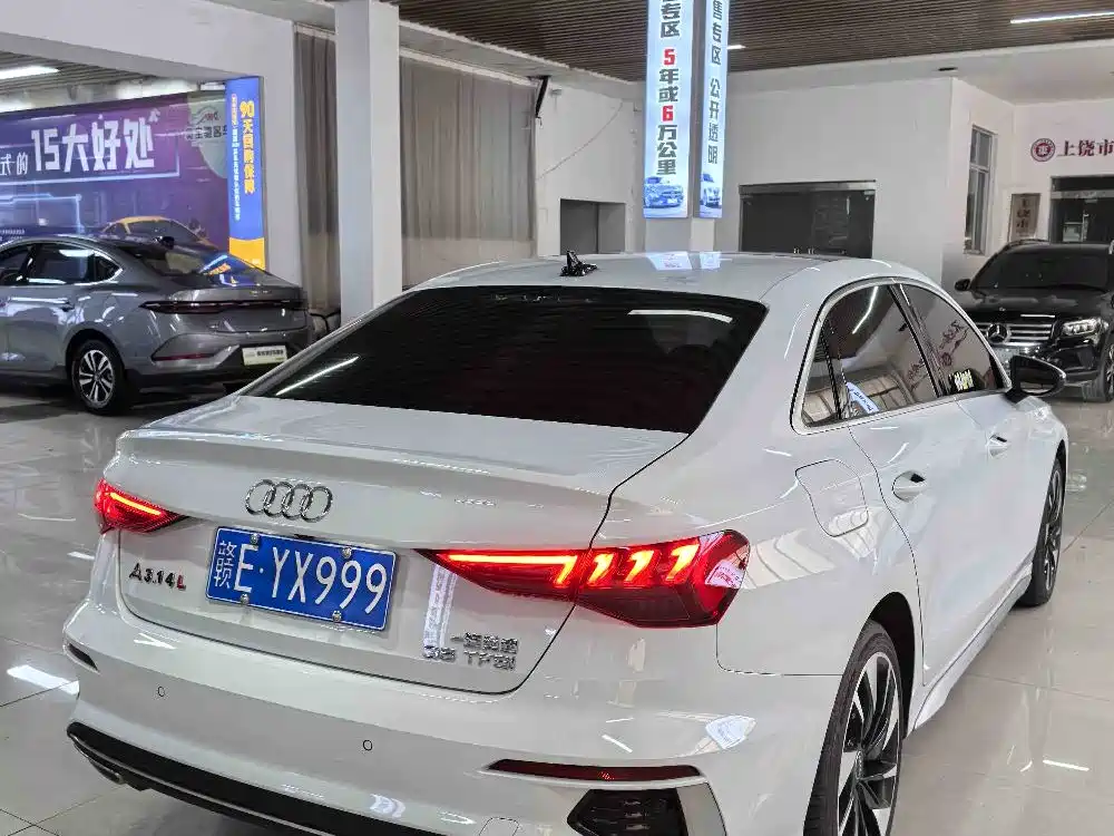 Audi A3 2023 A3L Limousine 35 TFSI Fashion Sport фото 4