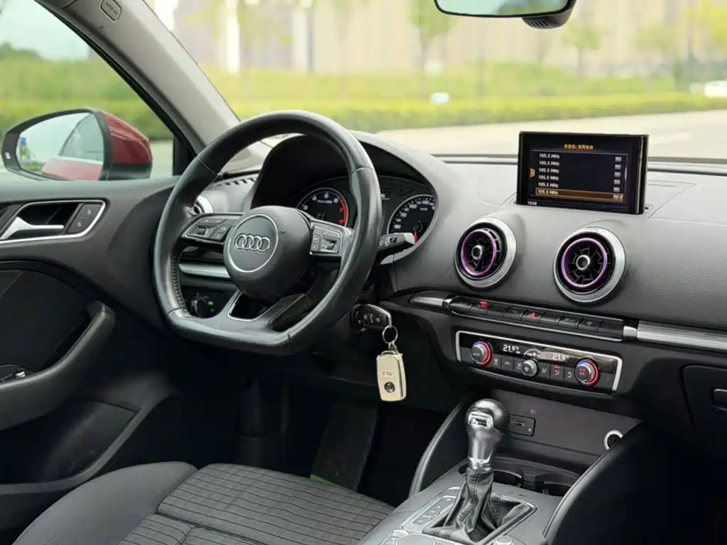 Фото 23 - Audi A3