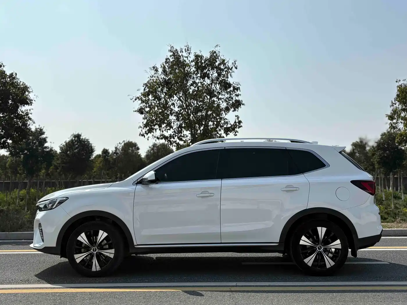 Photo 6 - Roewe RX5