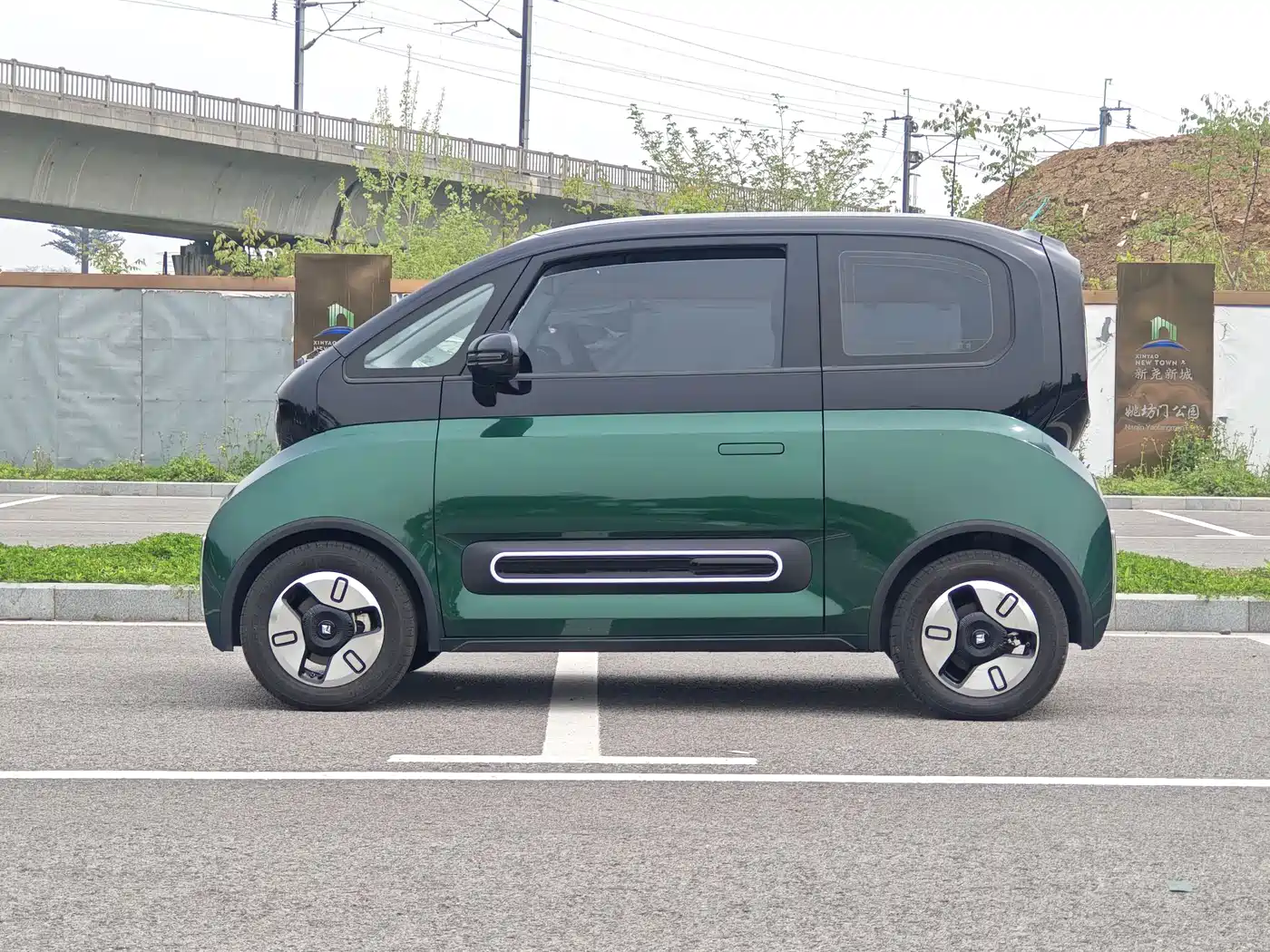 BAOJUN KIWI EV
