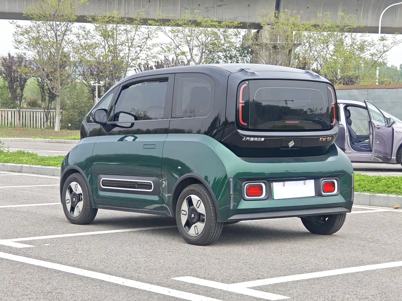 BAOJUN KIWI EV