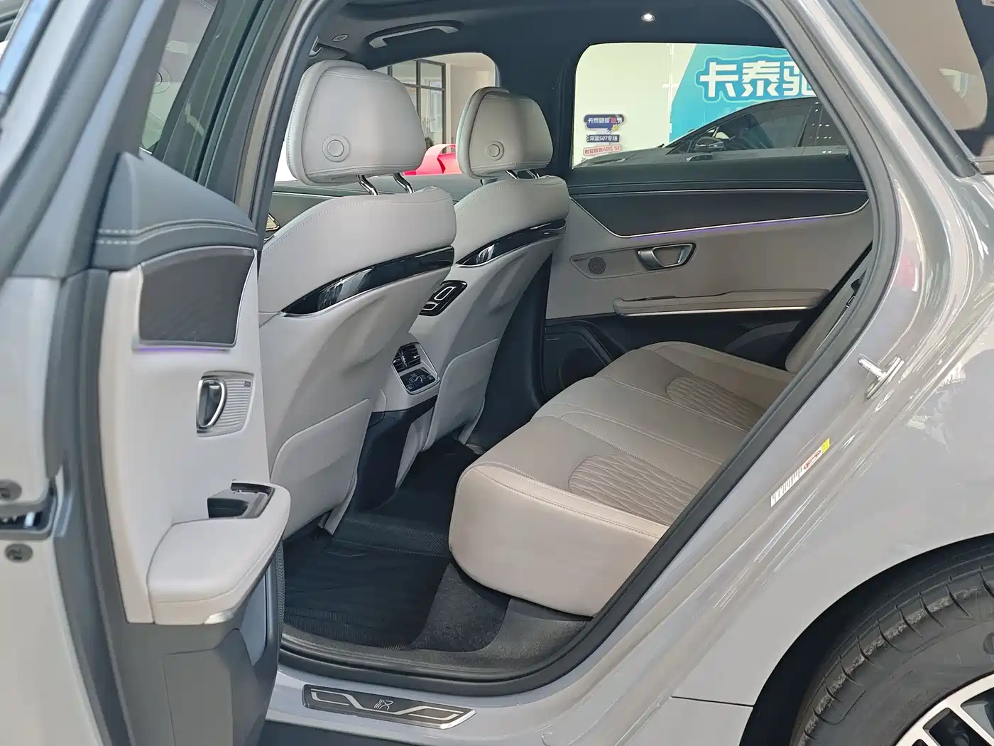 BYD Han 2025 DM-i Smart Driving Edition 125KM LiDAR Flagship фото 4