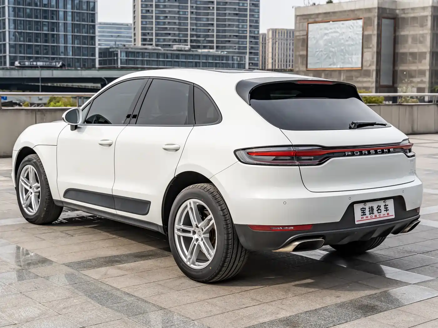 Porsche Macan 2018 Macan 2.0T фото 4