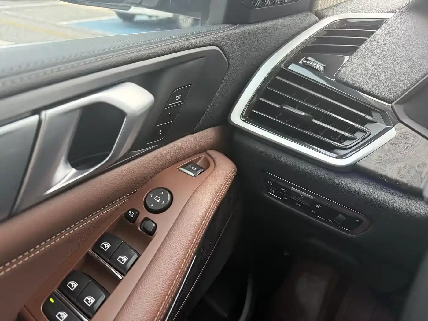 BMW X5 (Import) 2019 xDrive30i X Design Package фото 15