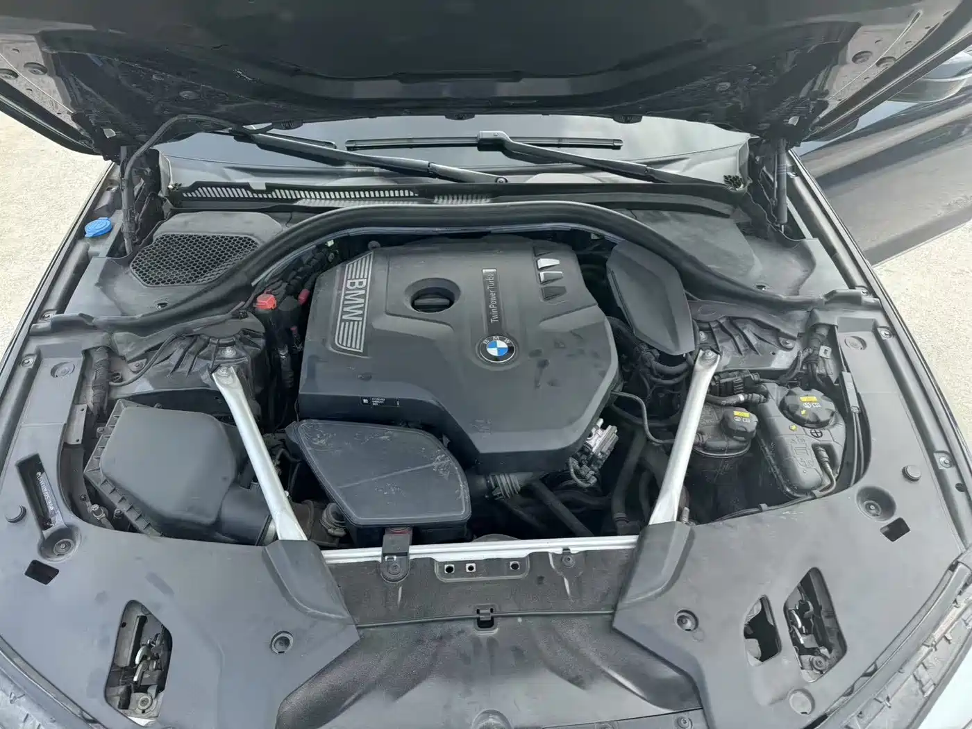BMW 5 Series 2018 525Li M Sport Package фото 13