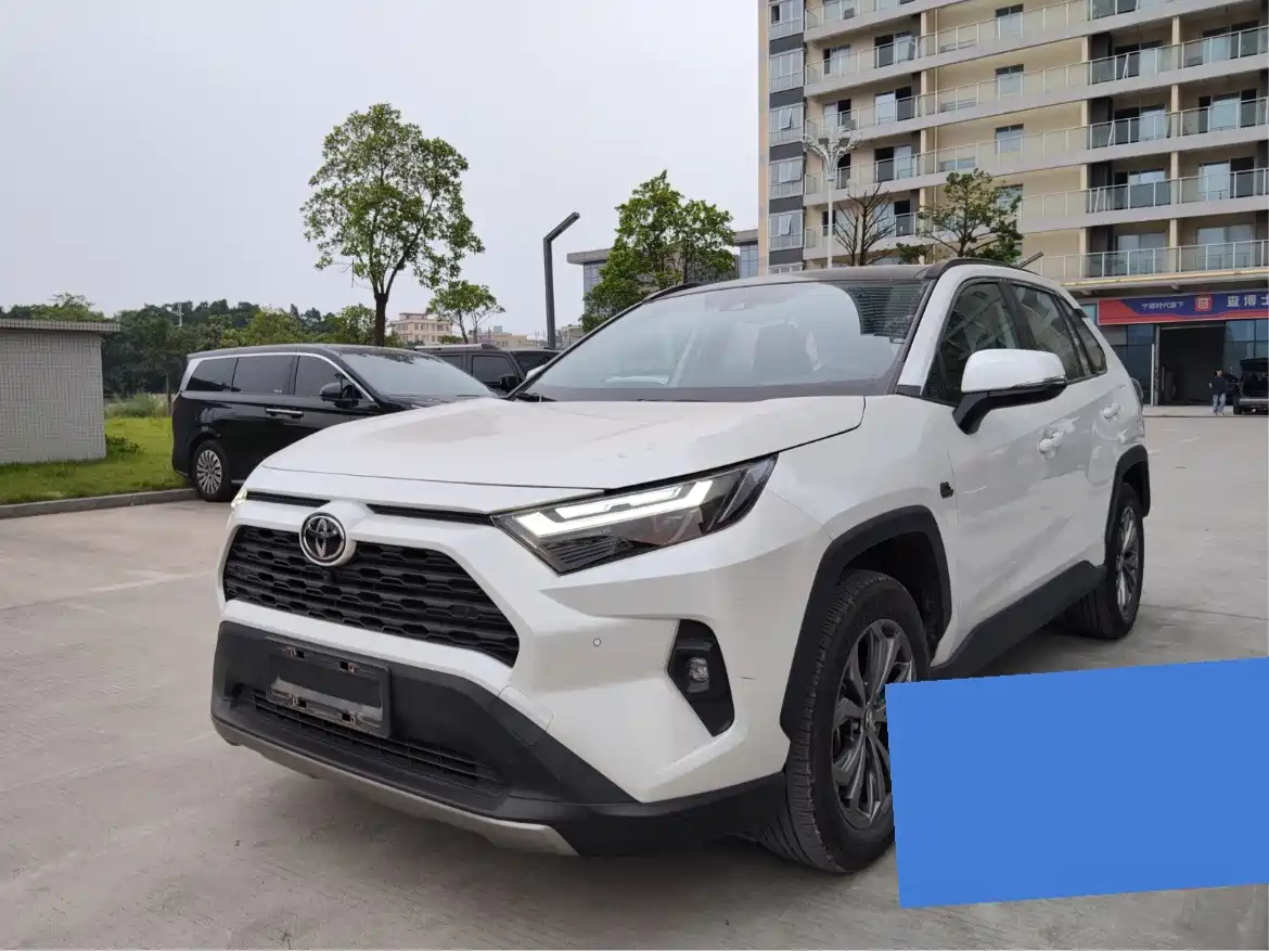 Toyota RAV4 2023 2023 2.0L CVT 2WD 20th Anniversary Platinum Edition