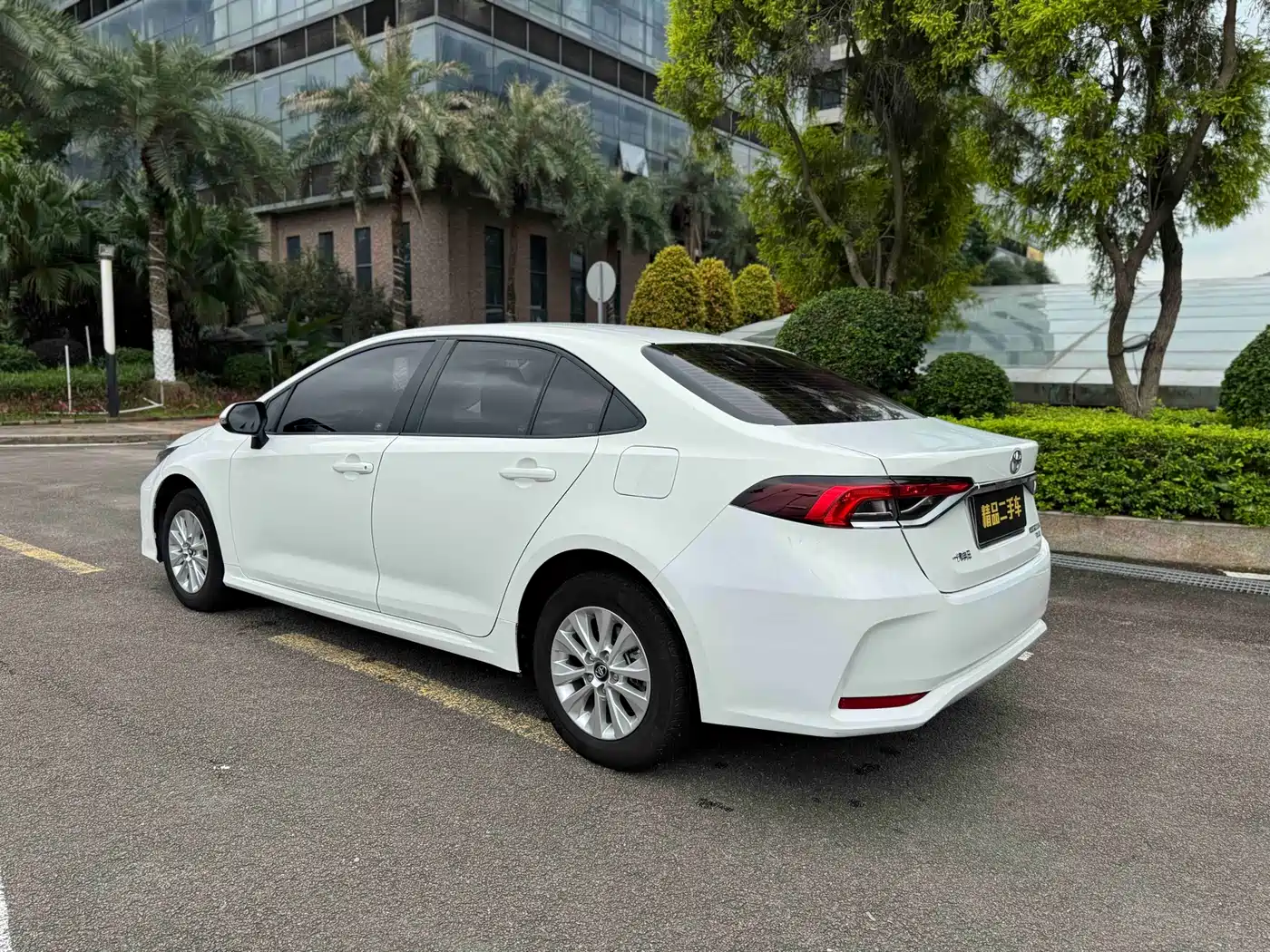 Toyota Corolla 2019 1.2T S-CVT GL-i Elite Edition фото 12