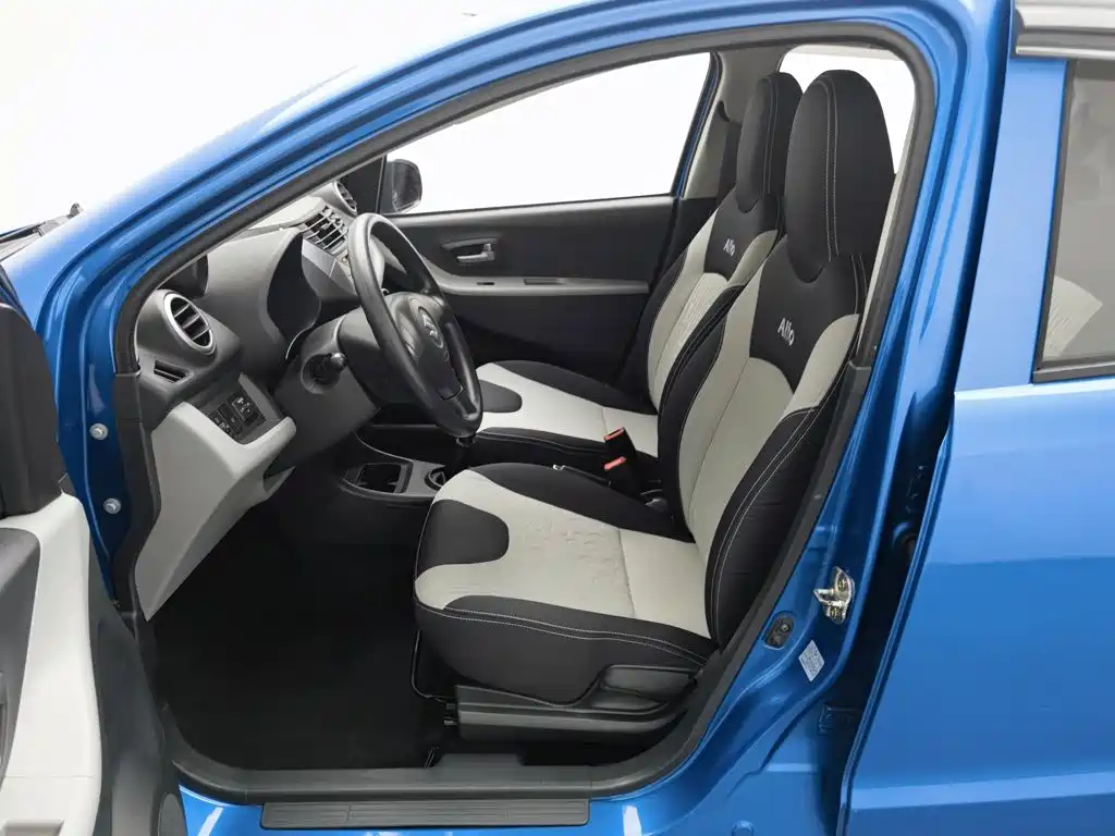 Photo 10 - Suzuki Alto