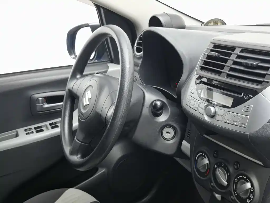 Suzuki Alto 2014 2013 1.0L Manual Deluxe