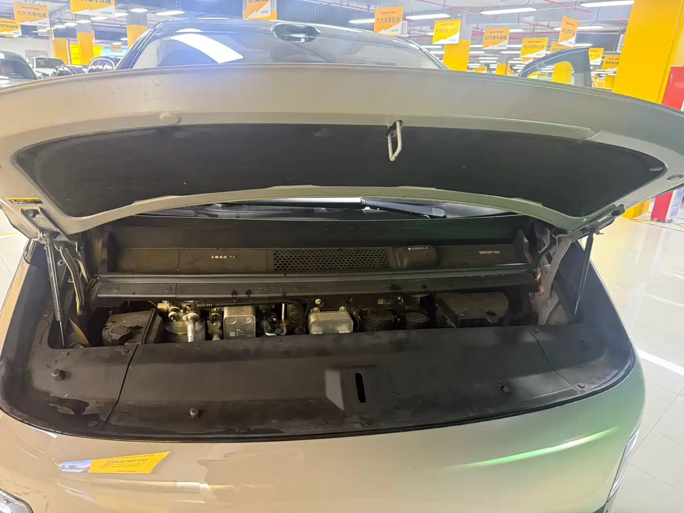 Li Auto MEGA 2025 2025 Ultra Smart Renewal Edition