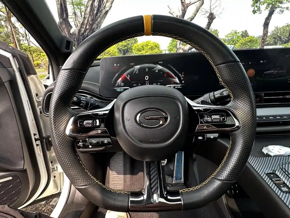 GAC Trumpchi Trumpchi Emkoo 2023 270T DCT J16 Edition фото 16