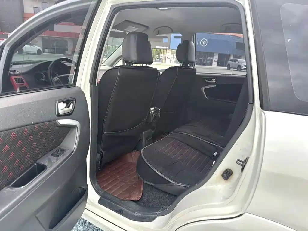 Suzuki Liana A6 2015 2014 Hatchback 1.5L Auto Comfort
