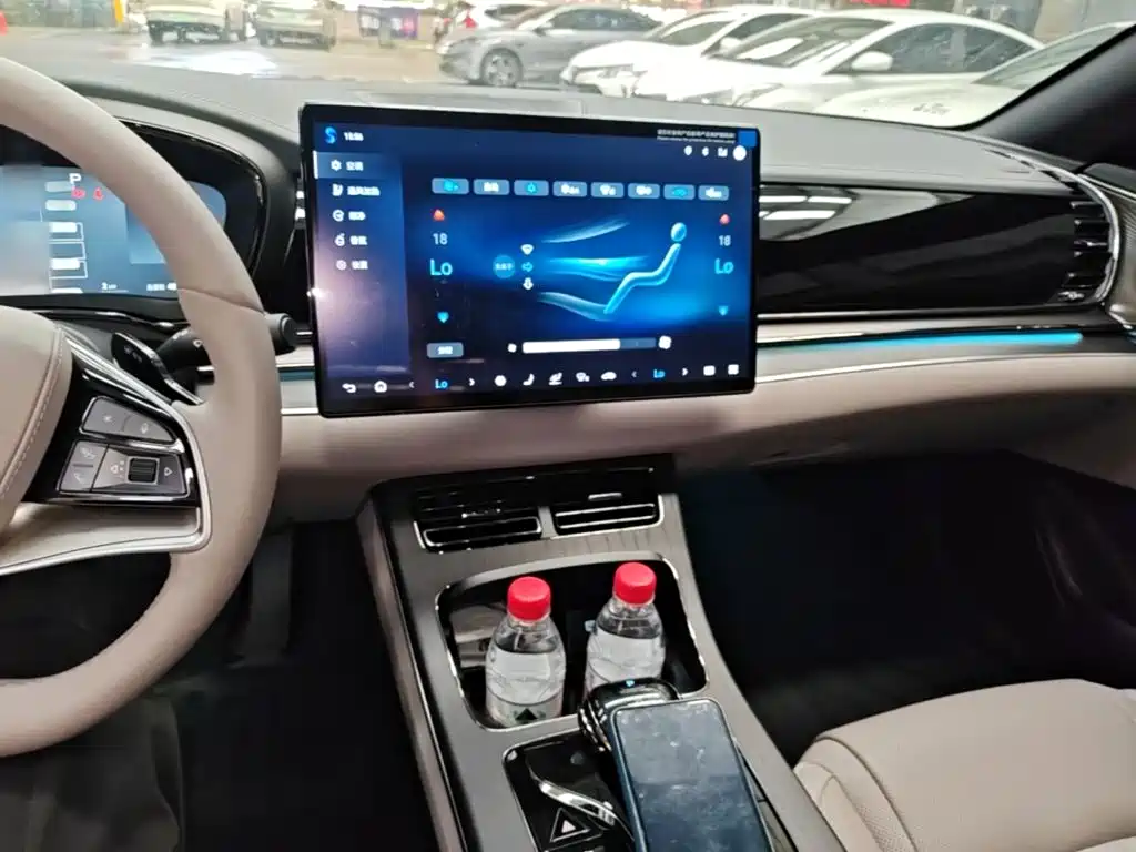 BYD Han 2025 2025 DM-i Smart Driving Edition 125KM LiDAR Flagship