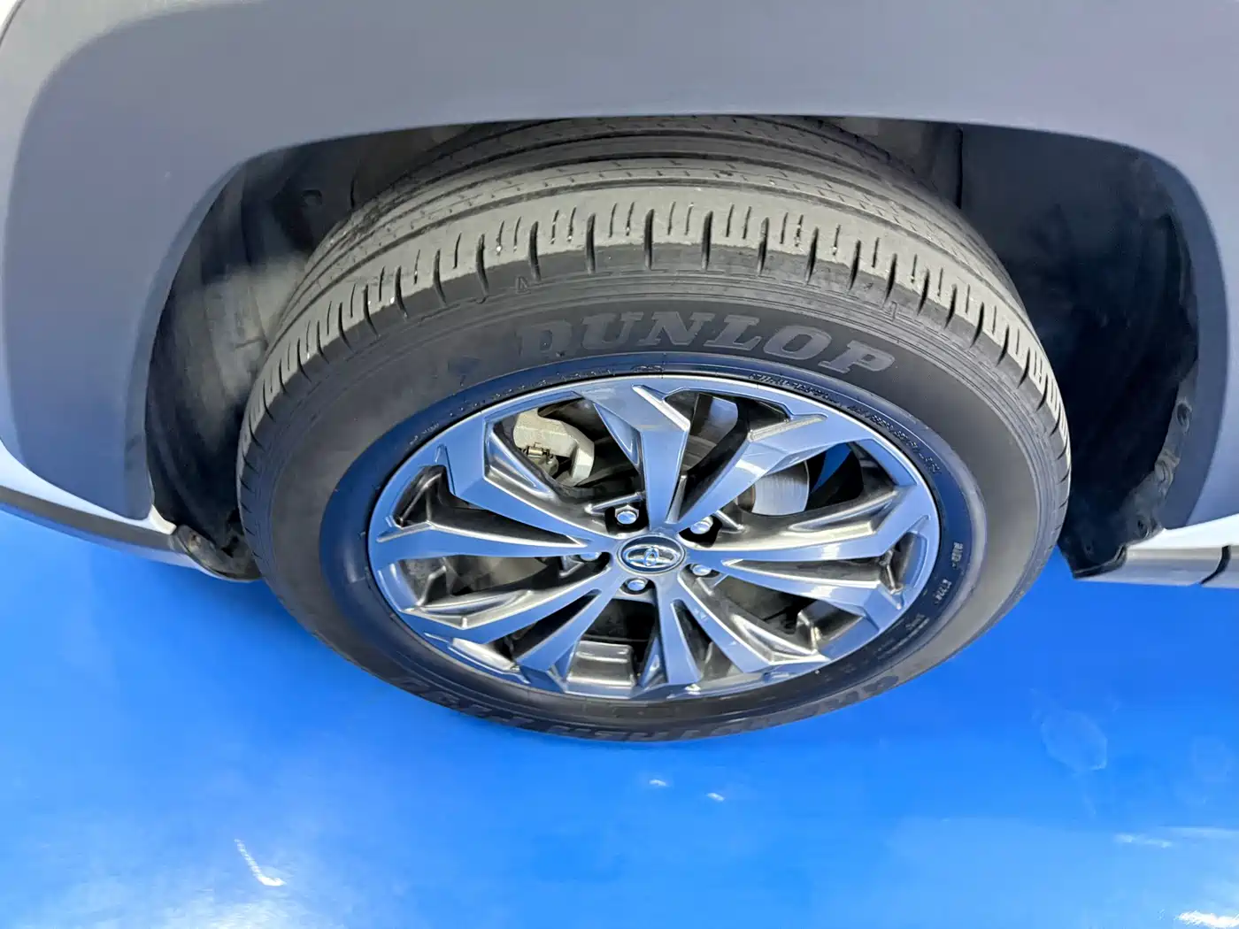 Фото 5 - Toyota RAV4
