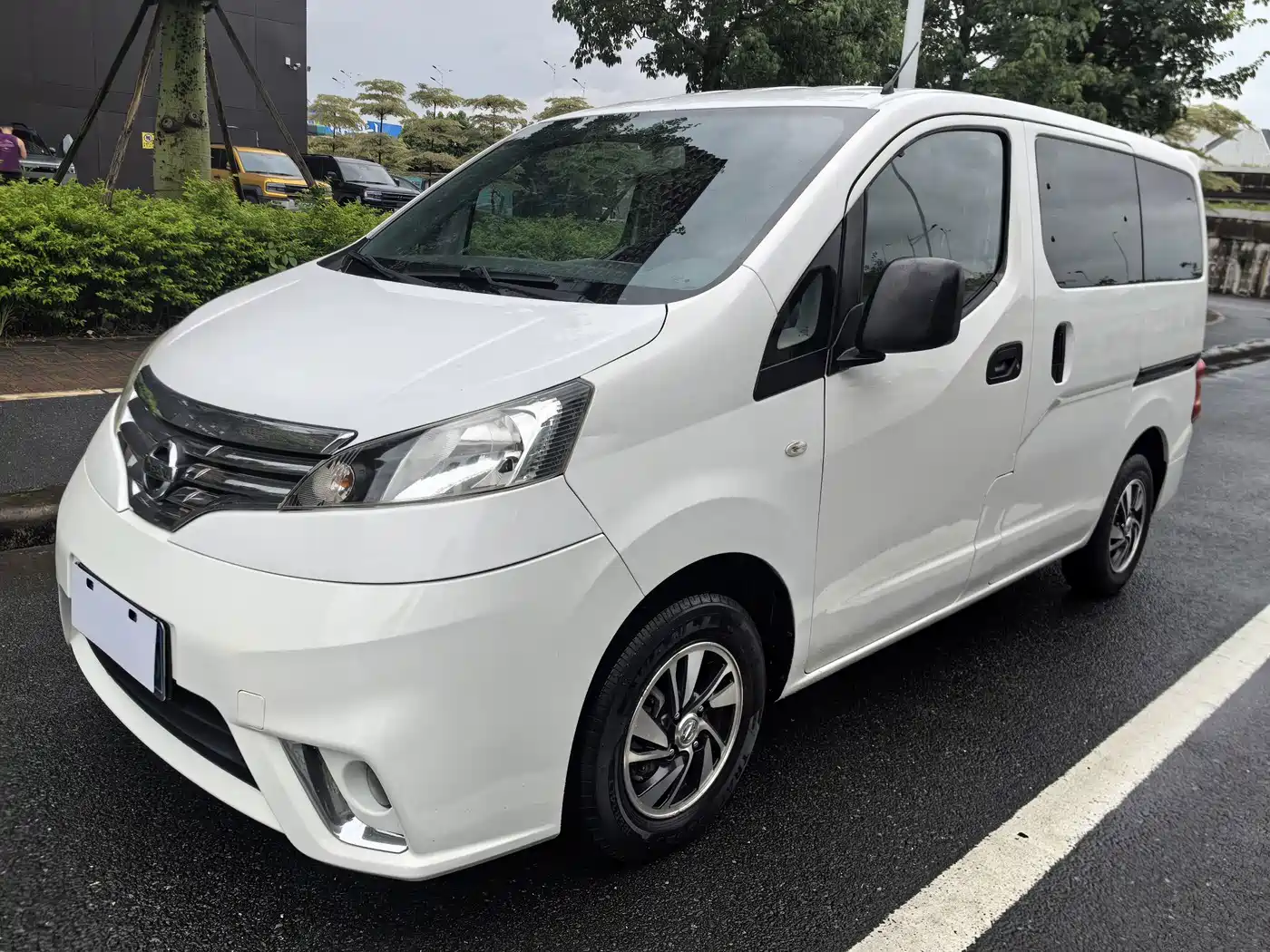 Nissan NV200 2016 2016 1.6L CVT Luxury