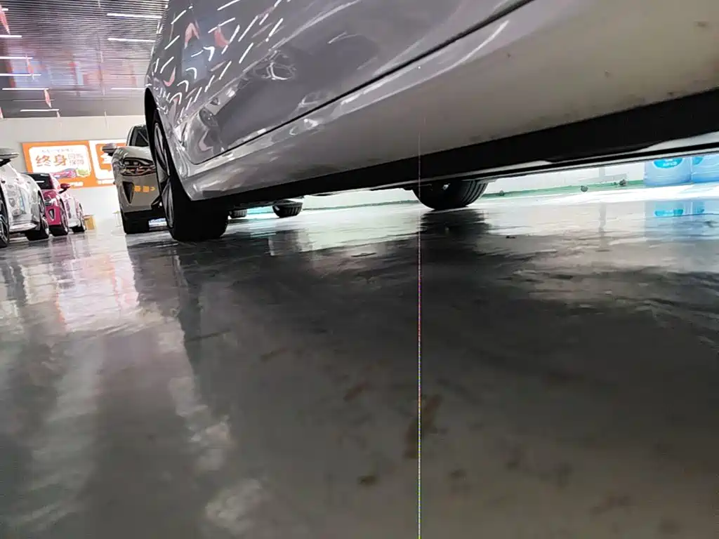Фото 21 - Tesla Model 3