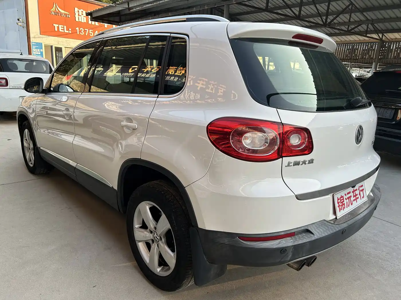 Volkswagen Tiguan 2011 2010 1.8TSI Automatic 4WD Elite