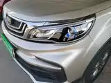 Фото 24 - Geely Vision X3
