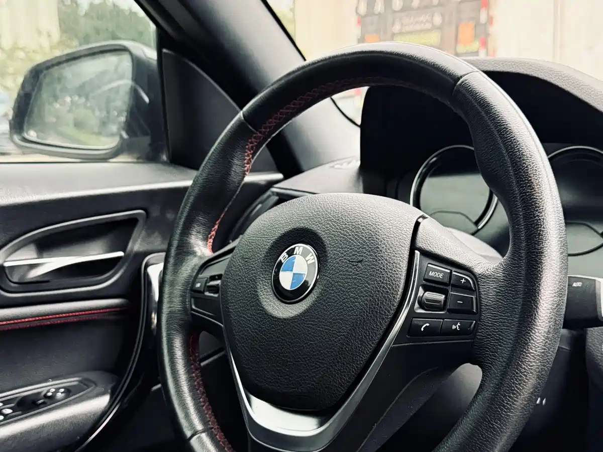 BMW 2 Series (Import) 2018 220i Convertible Coupe Sport Design Package фото 28