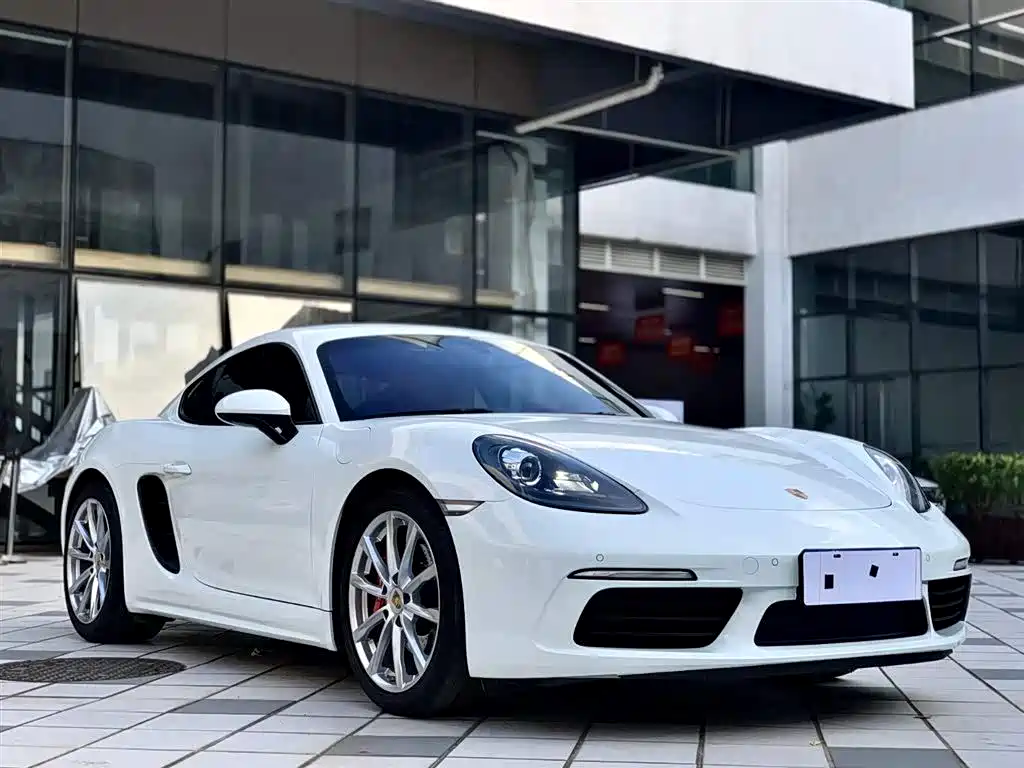 Porsche 718 2016 Cayman 2.0T фото 3