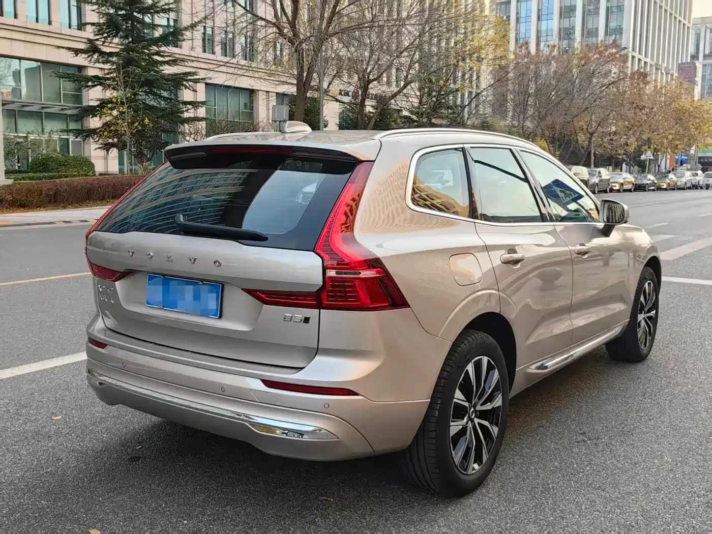 VOLVO XC60