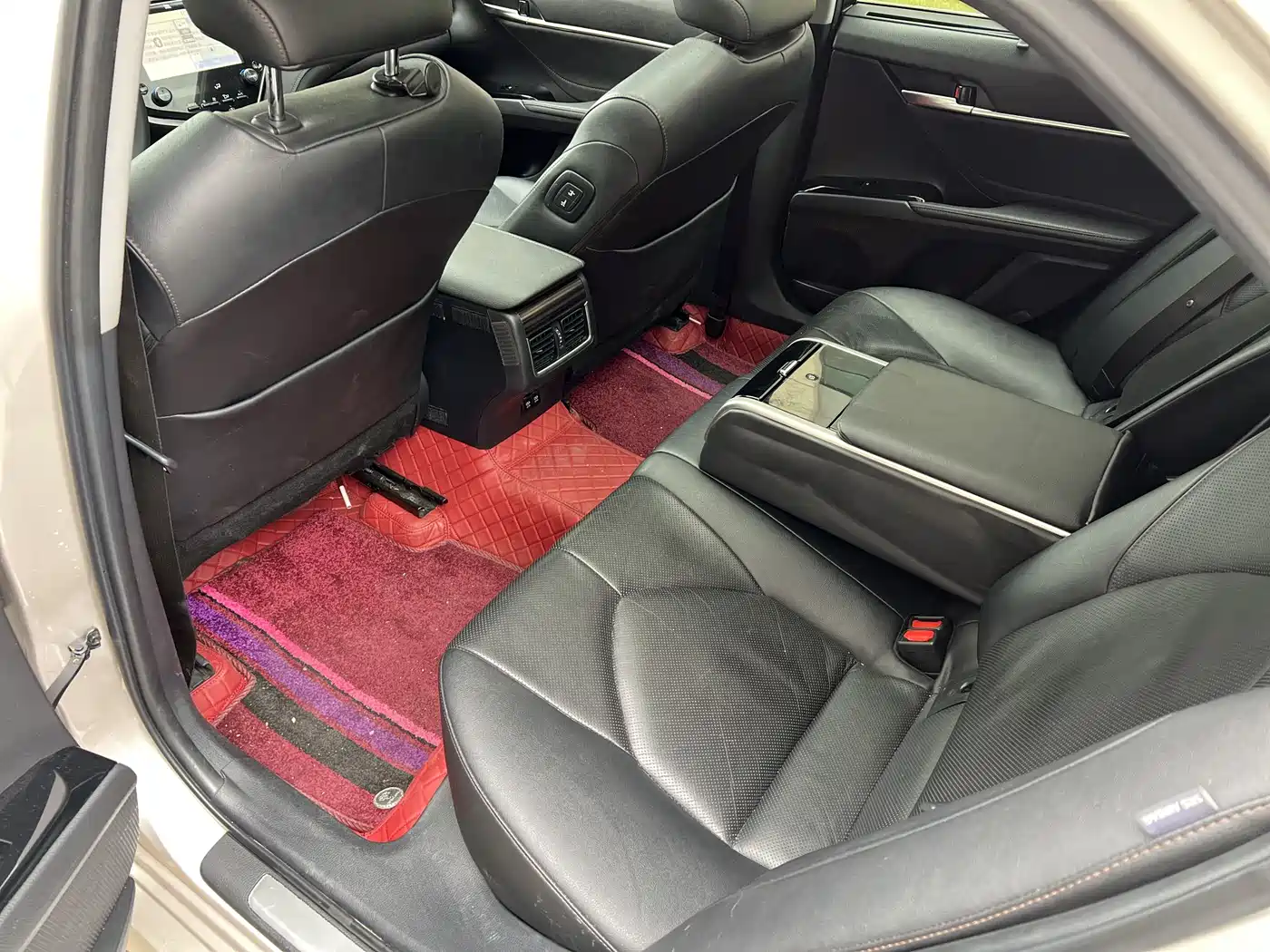 Toyota Camry 2018 2.5Q Flagship Edition фото 9