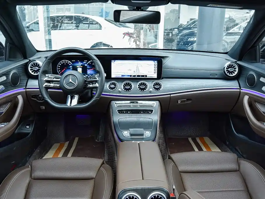 Mercedes-Benz E-Class 2022 E 300 L Sport Fashion фото 12