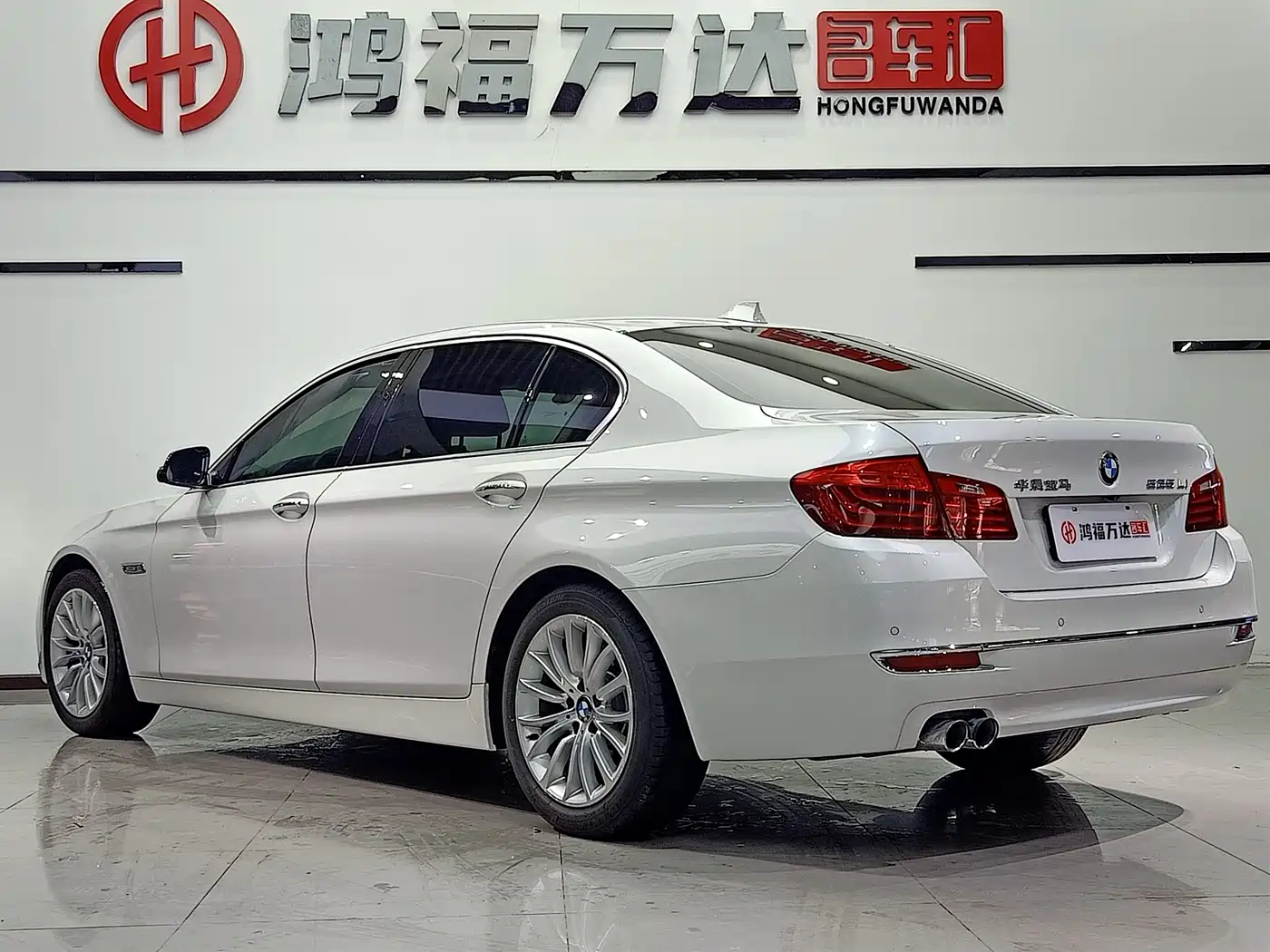 BMW 5 Series 2017 525Li Luxury Design Package фото 6