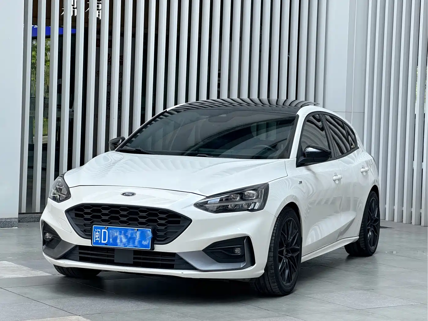 Ford Focus 2022 2021 Hatchback EcoBoost 180 Automatic ST Line