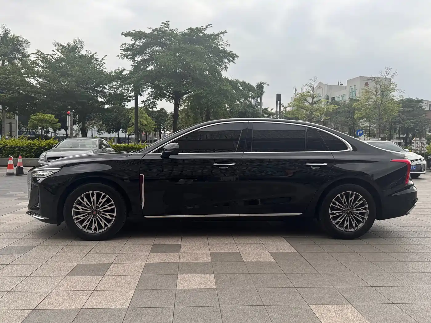 Hongqi HONGQI H5