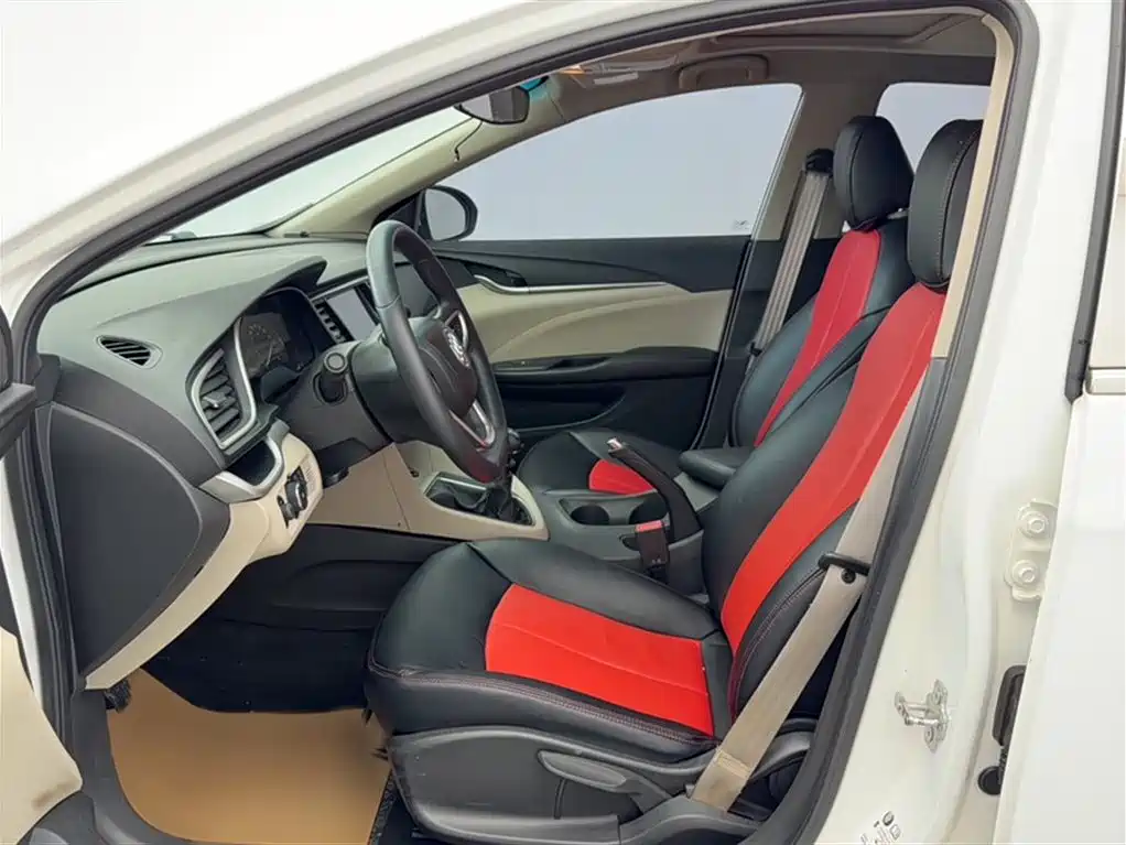 Buick Excelle 2015 15N Manual Elite фото 7