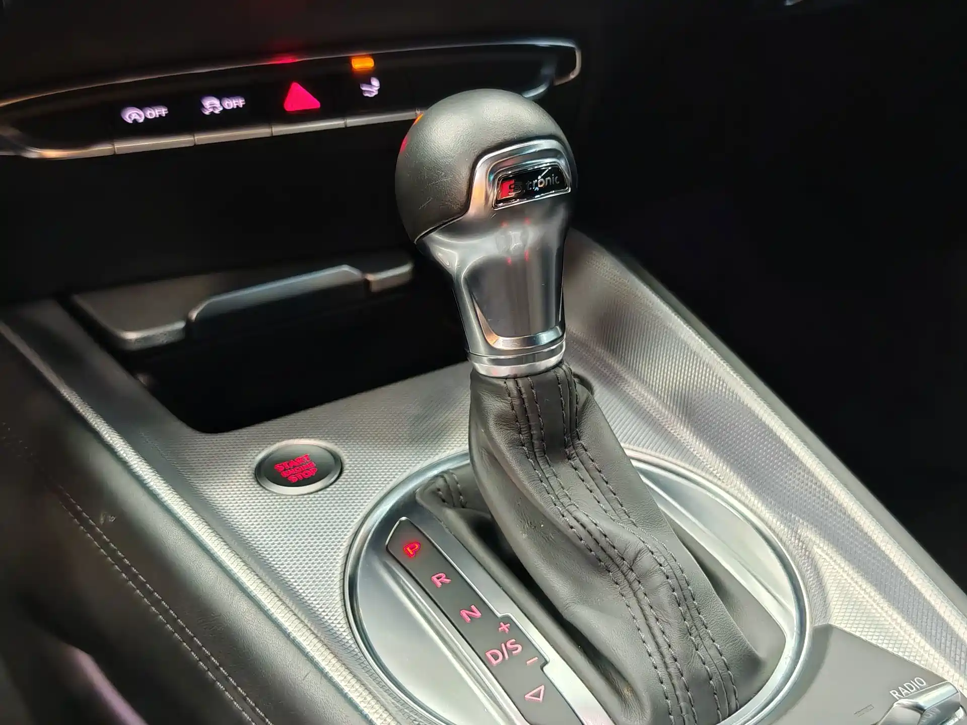 Фото 14 - Audi TT