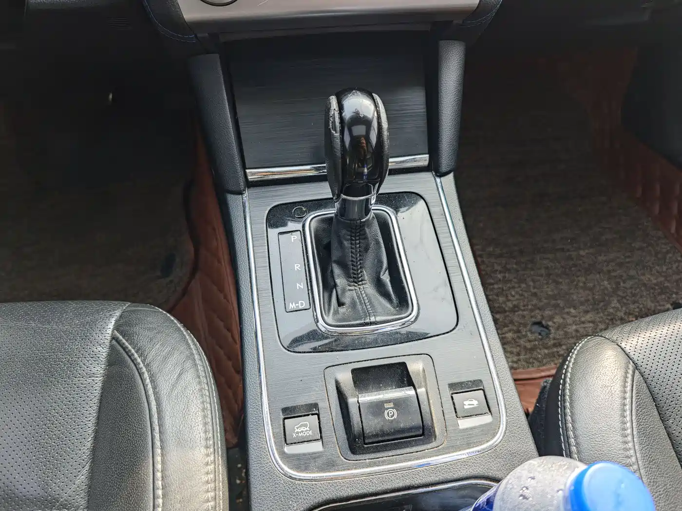 Subaru Outback 2016 2.5i Luxury Navigation Edition фото 10