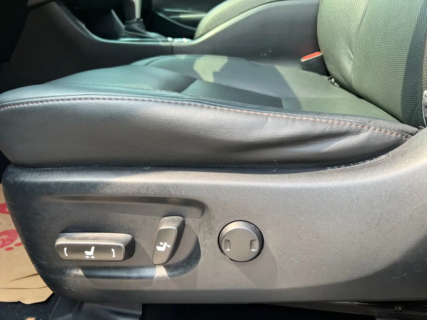 Toyota Highlander 2021 2.0T AWD Luxury 7-Seater фото 15