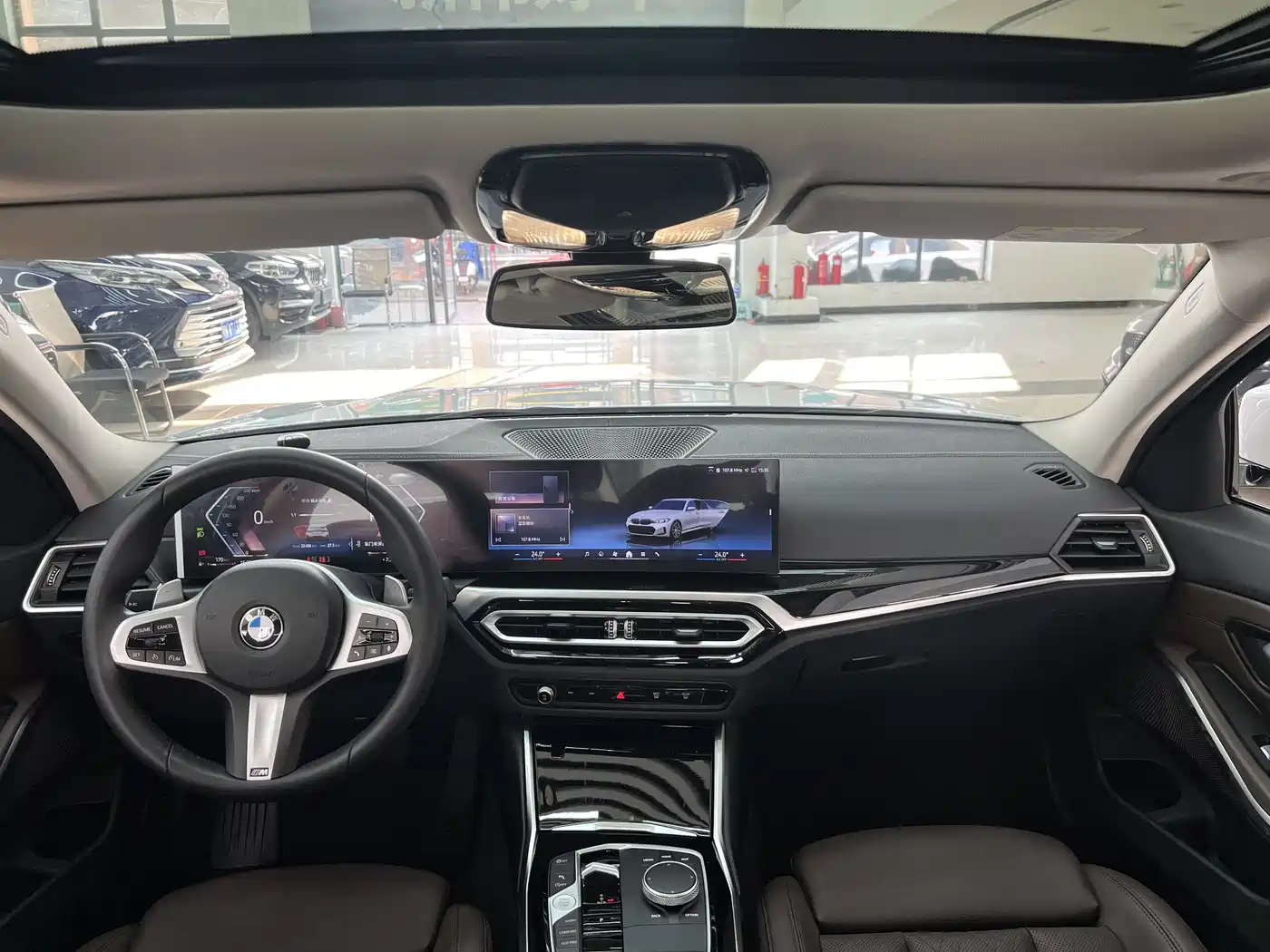 BMW 3 Series 2024 320Li M Sport Package фото 16