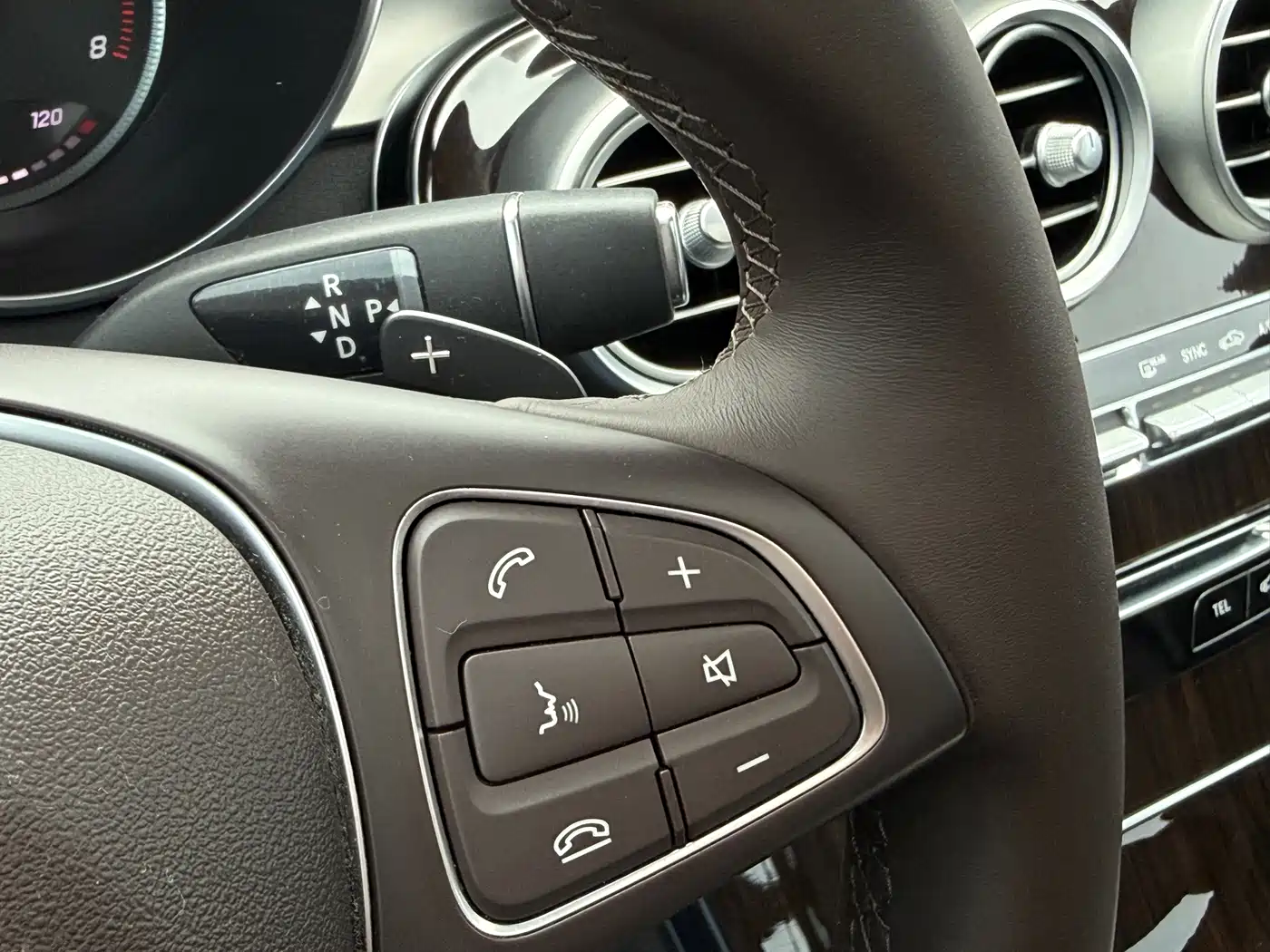 Mercedes-Benz GLC 2019 GLC 260 L 4MATIC Dynamic фото 14