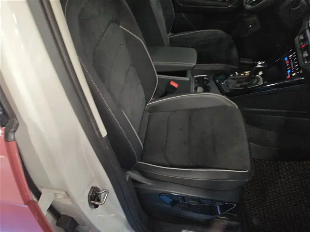 Volkswagen Tayron 2020 330TSI 2WD Luxury Smart Edition Pro фото 25