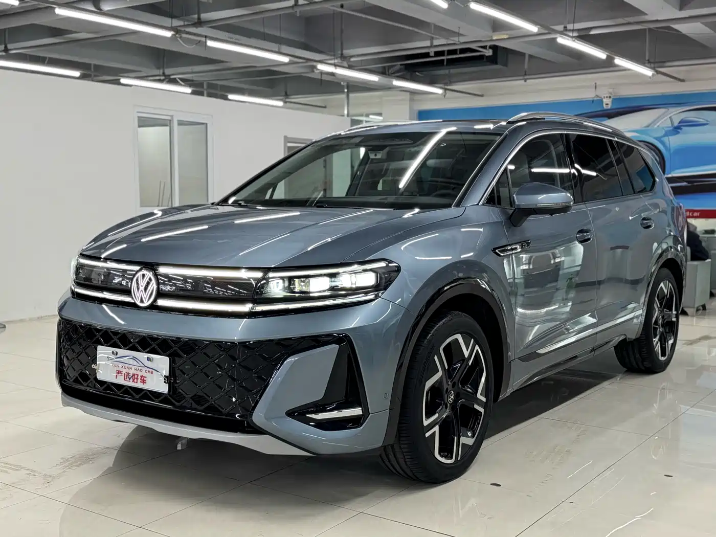 Volkswagen Talagon 2025 450TSI R-Line 6-Seater